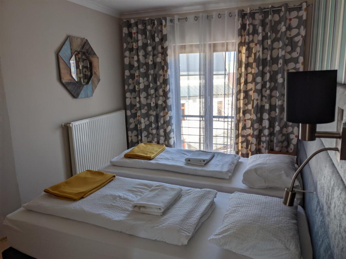 Minaret Apartman Eger Extérieur photo