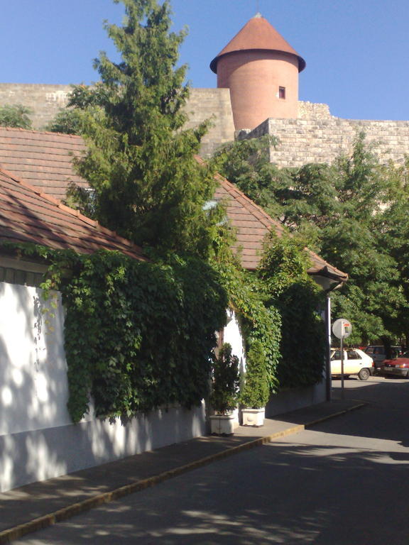 Minaret Apartman Eger Chambre photo