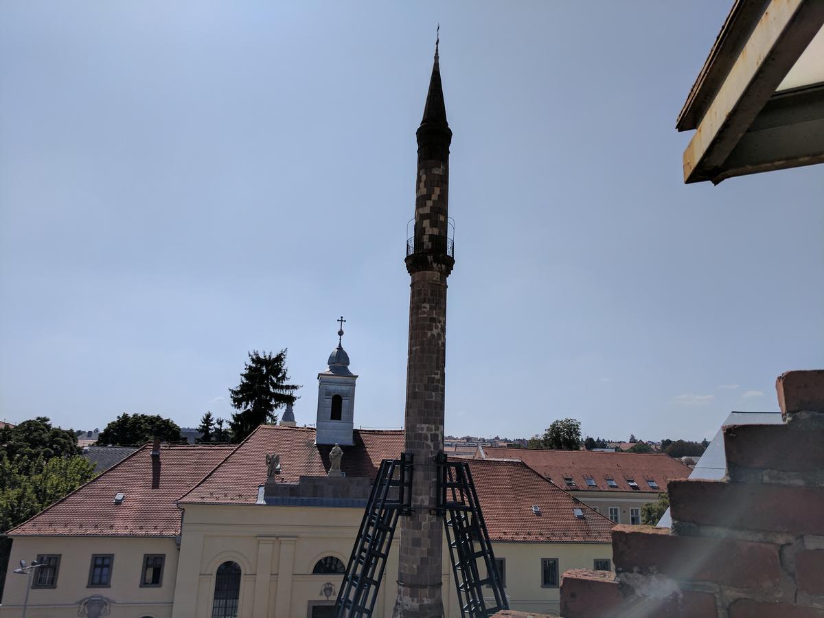 Minaret Apartman Eger Extérieur photo